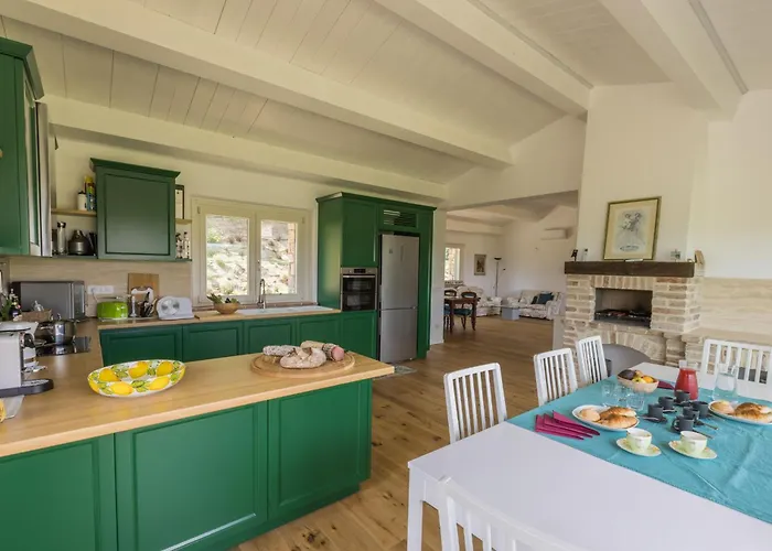 Alessandra Villa Todi